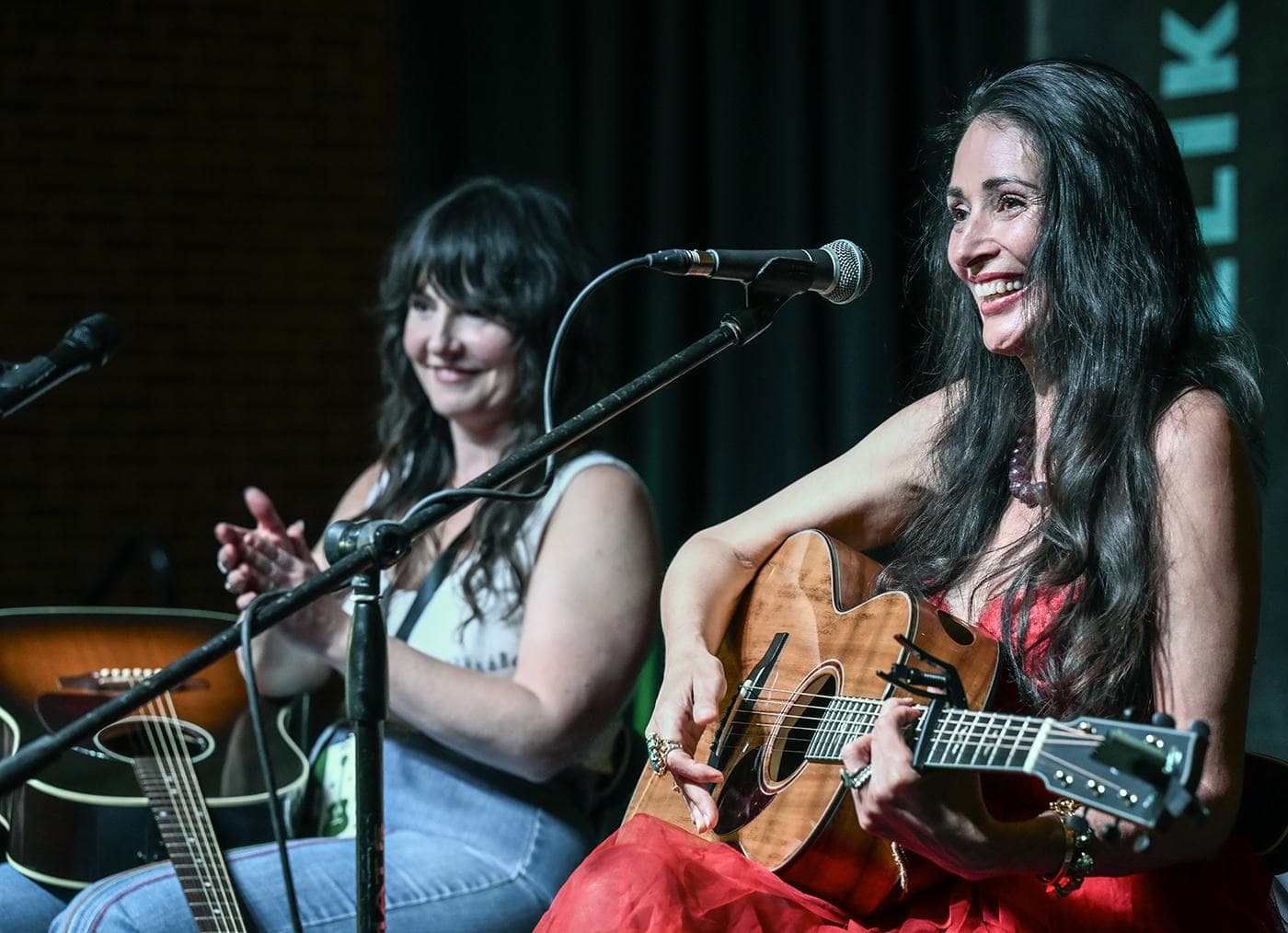 Sweet Virginia and Jennifer Lynn Simpson performing side by side